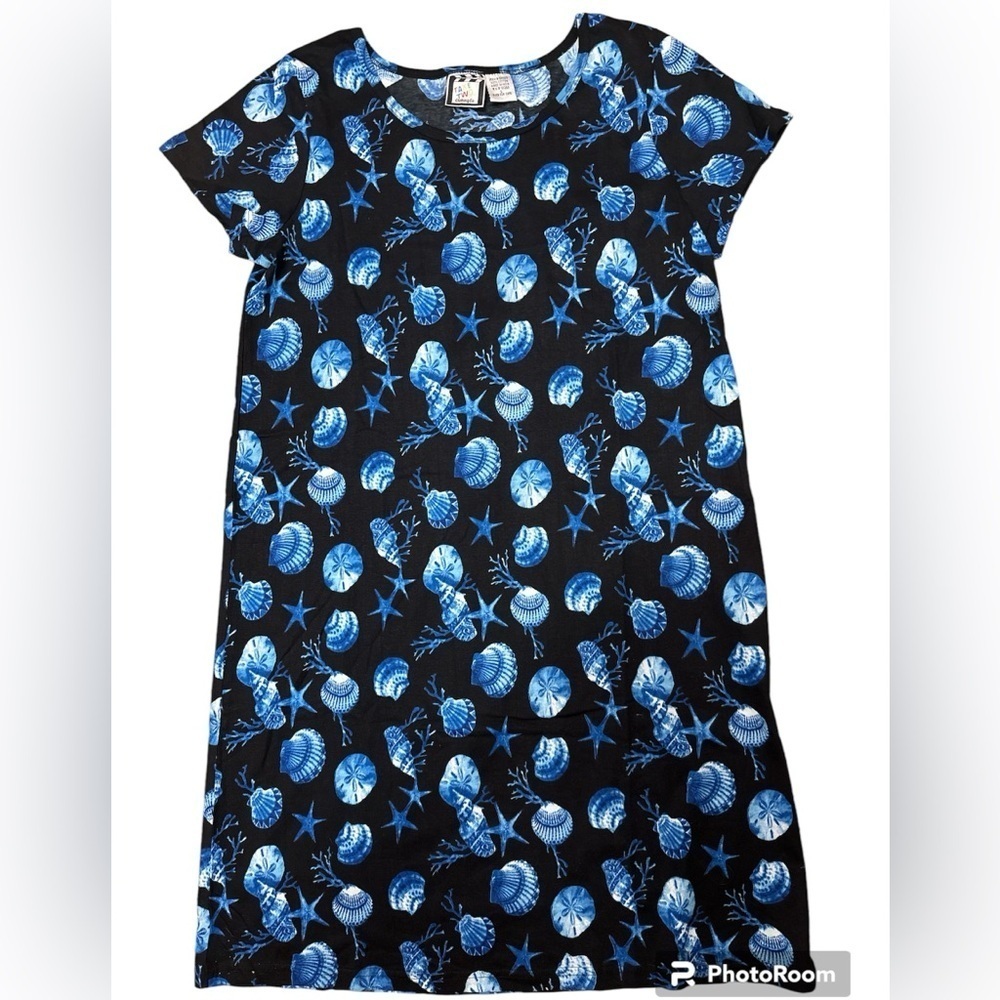 Take Two Shortsleeved Tee Shirt Shift Dress Beach, Seashells/Starfish Graphic L